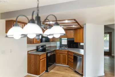 7930 SW Churchill Way, Portland, OR 97224 - Photo 12