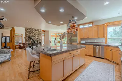 1352 Buhman Rd, Washougal, WA 98671 - Photo 16