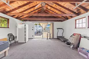 208 7th St, Myrtle Point, OR 97458 - Photo 10
