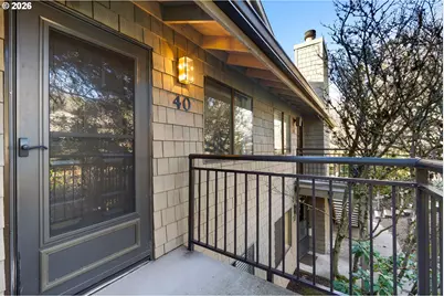 40 Crestfield Ct, Lake Oswego, OR 97035 - Photo 1