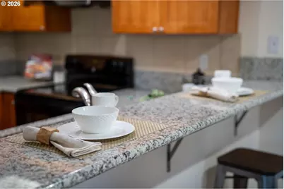 40 Crestfield Ct, Lake Oswego, OR 97035 - Photo 10