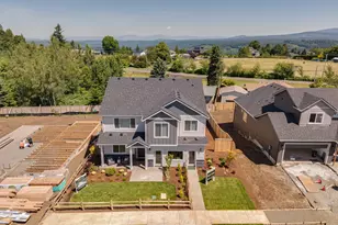 18635 Warm Spgs St, Sandy, OR 97055 - Photo 1