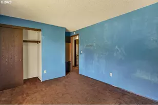 8621 SE Strawberry Ln, Milwaukie, OR 97267 - Photo 32