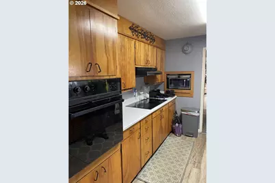 2478 Marion St, North Bend, OR 97459 - Photo 14