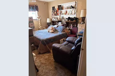 2478 Marion St, North Bend, OR 97459 - Photo 10