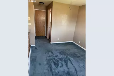 2478 Marion St, North Bend, OR 97459 - Photo 8