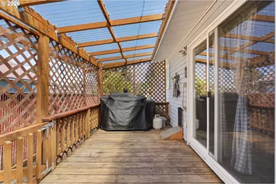 2478 Marion St, North Bend, OR 97459 - Photo 36