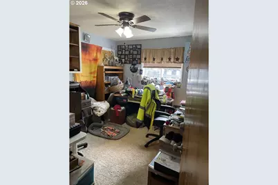 2478 Marion St, North Bend, OR 97459 - Photo 8