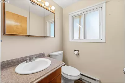 2478 Marion St, North Bend, OR 97459 - Photo 18
