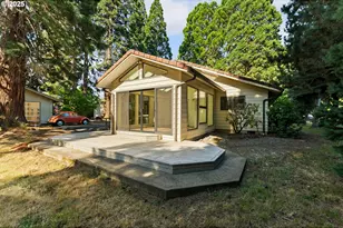 1525 Kendall St, Roseburg, OR 97471 - Photo 6