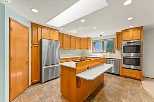 1525 Kendall St, Roseburg, OR 97471 - Photo 12