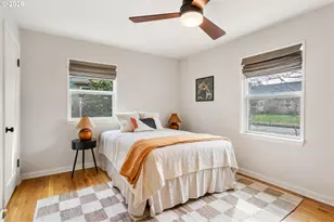 8913 SE Clay St, Portland, OR 97216 - Photo 16