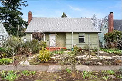 8913 SE Clay St, Portland, OR 97216 - Photo 2