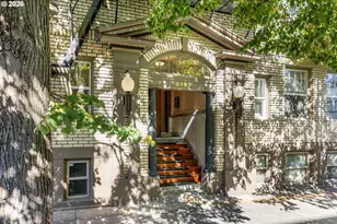 2087 NW Overton St, Portland, OR 97209 - Photo 2