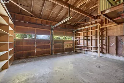 18624 SE Clinton St, Gresham, OR 97030 - Photo 16