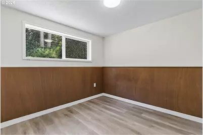 18624 SE Clinton St, Gresham, OR 97030 - Photo 22