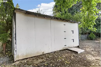 18624 SE Clinton St, Gresham, OR 97030 - Photo 12