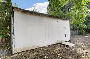 18624 SE Clinton St, Gresham, OR 97030 - Photo 12