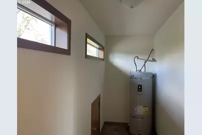 617 SW Monroe St, Sheridan, OR 97378 - Photo 16