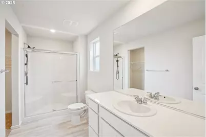 1302 W Larsen Dr, La Center, WA 98629 - Photo 16