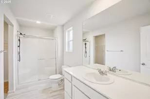 1302 W Larsen Dr, La Center, WA 98629 - Photo 16