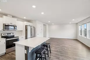 1302 W Larsen Dr, La Center, WA 98629 - Photo 8