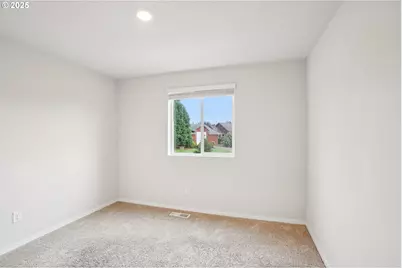 1302 W Larsen Dr, La Center, WA 98629 - Photo 20