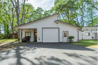 18 Ridgewood Dr, Roseburg, OR 97471 - Photo 36
