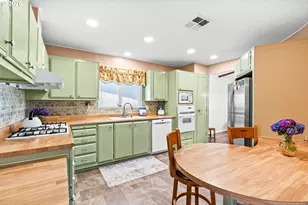 85676 Manchester Ln, Eugene, OR 97405 - Photo 12