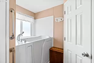 85676 Manchester Ln, Eugene, OR 97405 - Photo 24