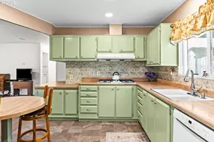 85676 Manchester Ln, Eugene, OR 97405 - Photo 14