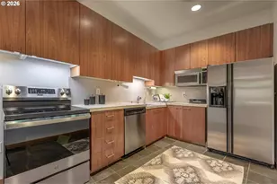 1120 NW Northrup St, Portland, OR 97209 - Photo 8