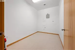 1120 NW Northrup St, Portland, OR 97209 - Photo 32