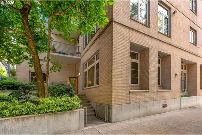1120 NW Northrup St #102, Portland, OR 97209 - Photo 1