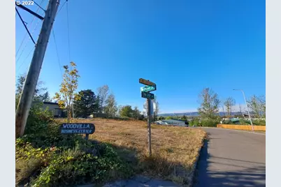 2075 NE 240th Ave, Wood Village, OR 97060 - Photo 4