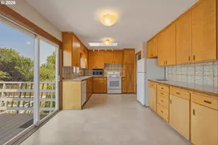 321 W 21st St, The Dalles, OR 97058 - Photo 16