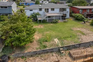 321 W 21st St, The Dalles, OR 97058 - Photo 10