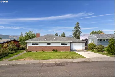 321 W 21st St, The Dalles, OR 97058 - Photo 1