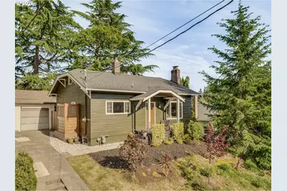 636 SE 68th Ave, Portland, OR 97215 - Photo 1