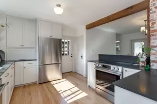 636 SE 68th Ave, Portland, OR 97215 - Photo 16