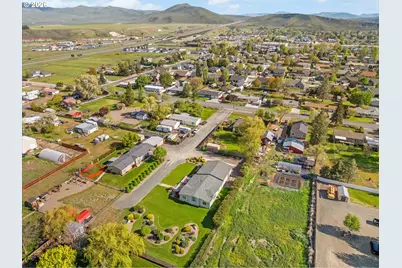 960 1/2 H St, Baker City, OR 97814 - Photo 12