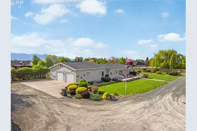 960 1/2 H St, Baker City, OR 97814 - Photo 2