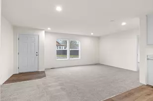 55556 SW Horner Ln, Gaston, OR 97119 - Photo 2