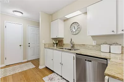 6745 SW Scholls Ferry Rd #29, Beaverton, OR 97008 - Photo 10