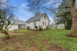 4903 SE 76th Ave, Portland, OR 97206 - Photo 8