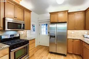 3626 N Missouri Ave, Portland, OR 97227 - Photo 8