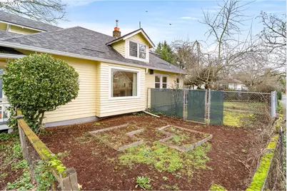 5704 N Greeley Ave, Portland, OR 97217 - Photo 34