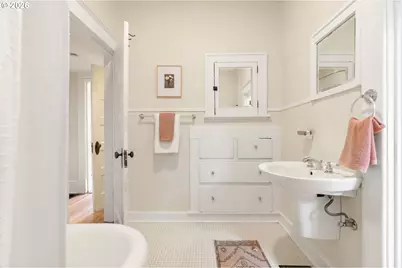 5704 N Greeley Ave, Portland, OR 97217 - Photo 20