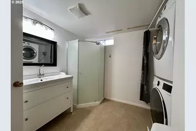 1532 E 10th St, The Dalles, OR 97058 - Photo 26