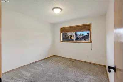 913 S Fir Ct, Canby, OR 97013 - Photo 24